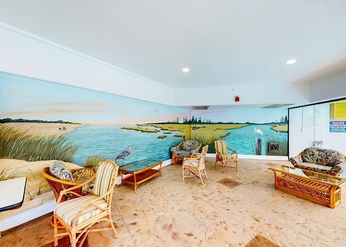 Affordable Beachfront With Balcony Washer & Dryer Ac Pools & Game Holiday home